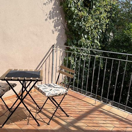 Appartements Dans Agreable Maison De Ville Centre Historique De Римини Екстериор снимка
